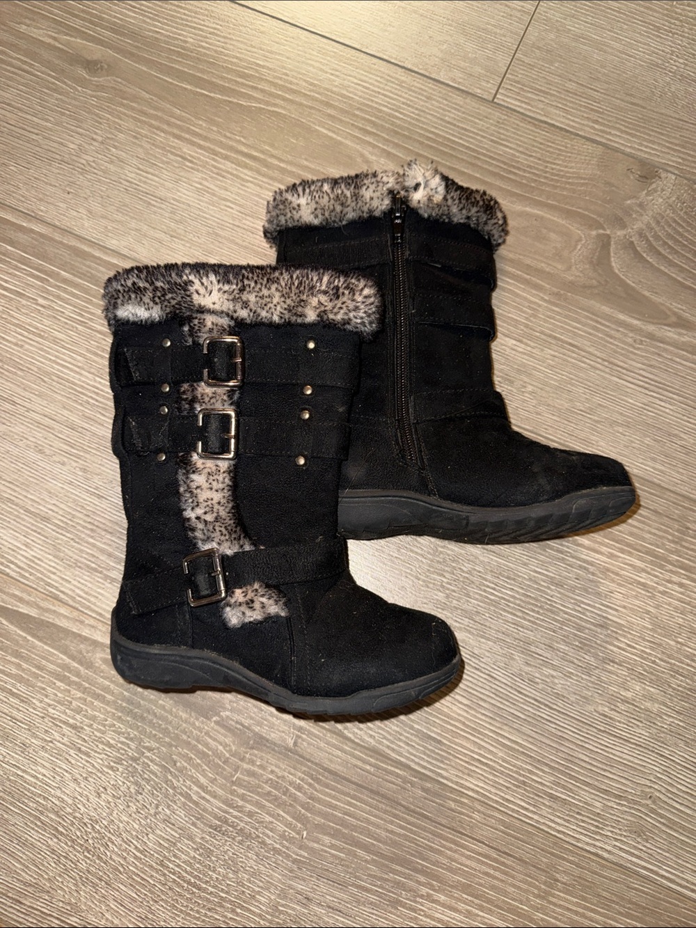 Kid’s Black Faux Fur Winter Boots with Buckle Accents